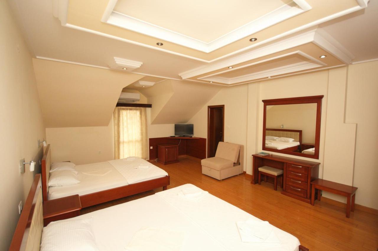 Hotel Rr Herceg Novi Eksteriør bilde