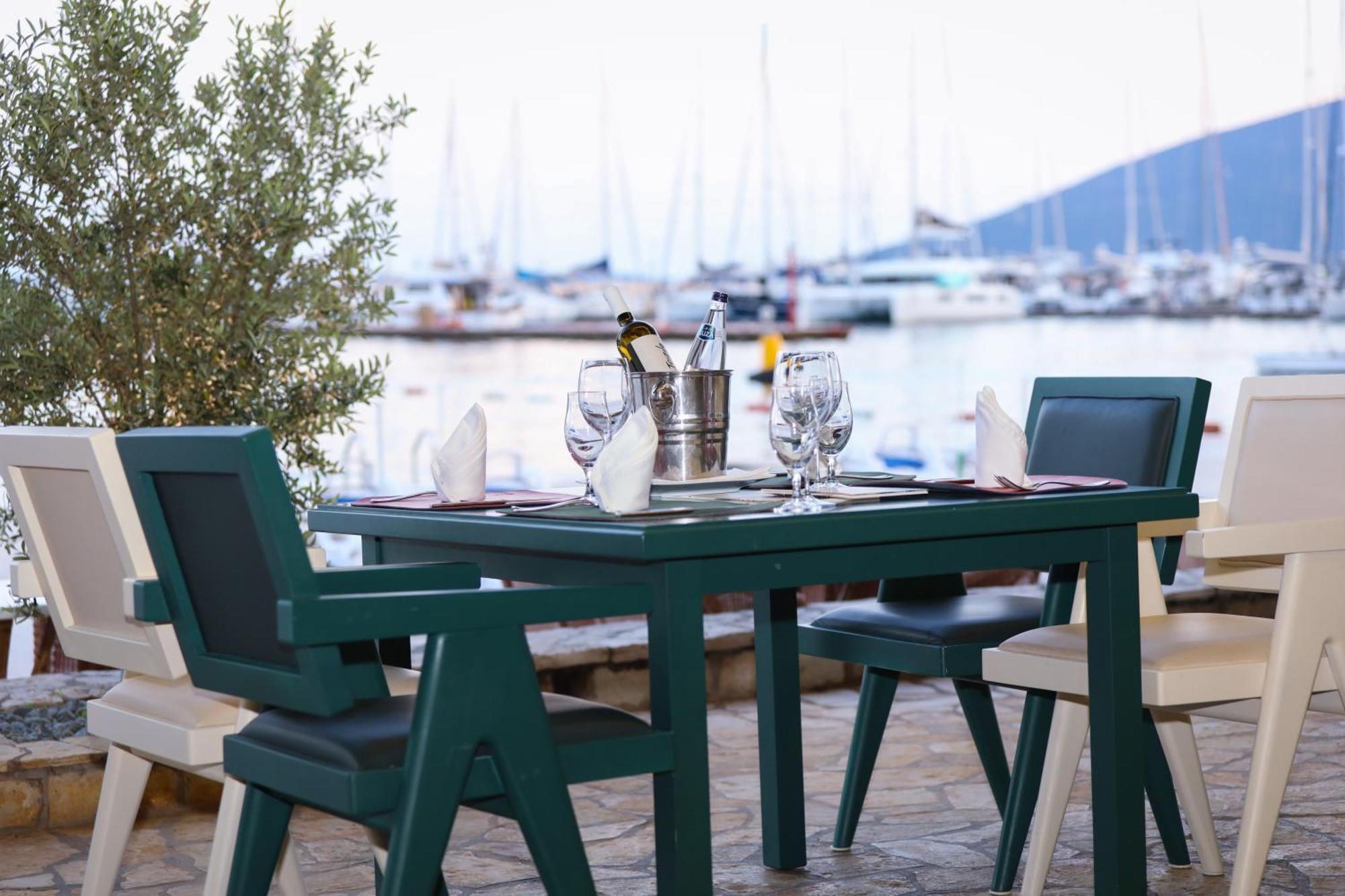 Hotel Rr Herceg Novi Eksteriør bilde